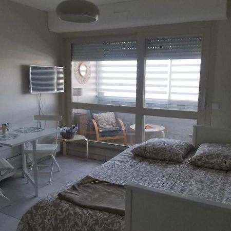 L' Accostage Apartment Courseulles-sur-Mer Exterior photo